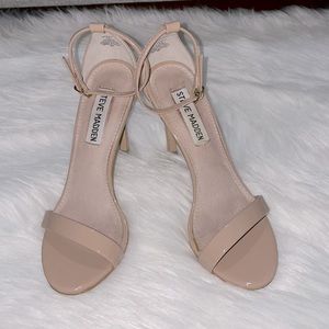 Ankle strap sandals